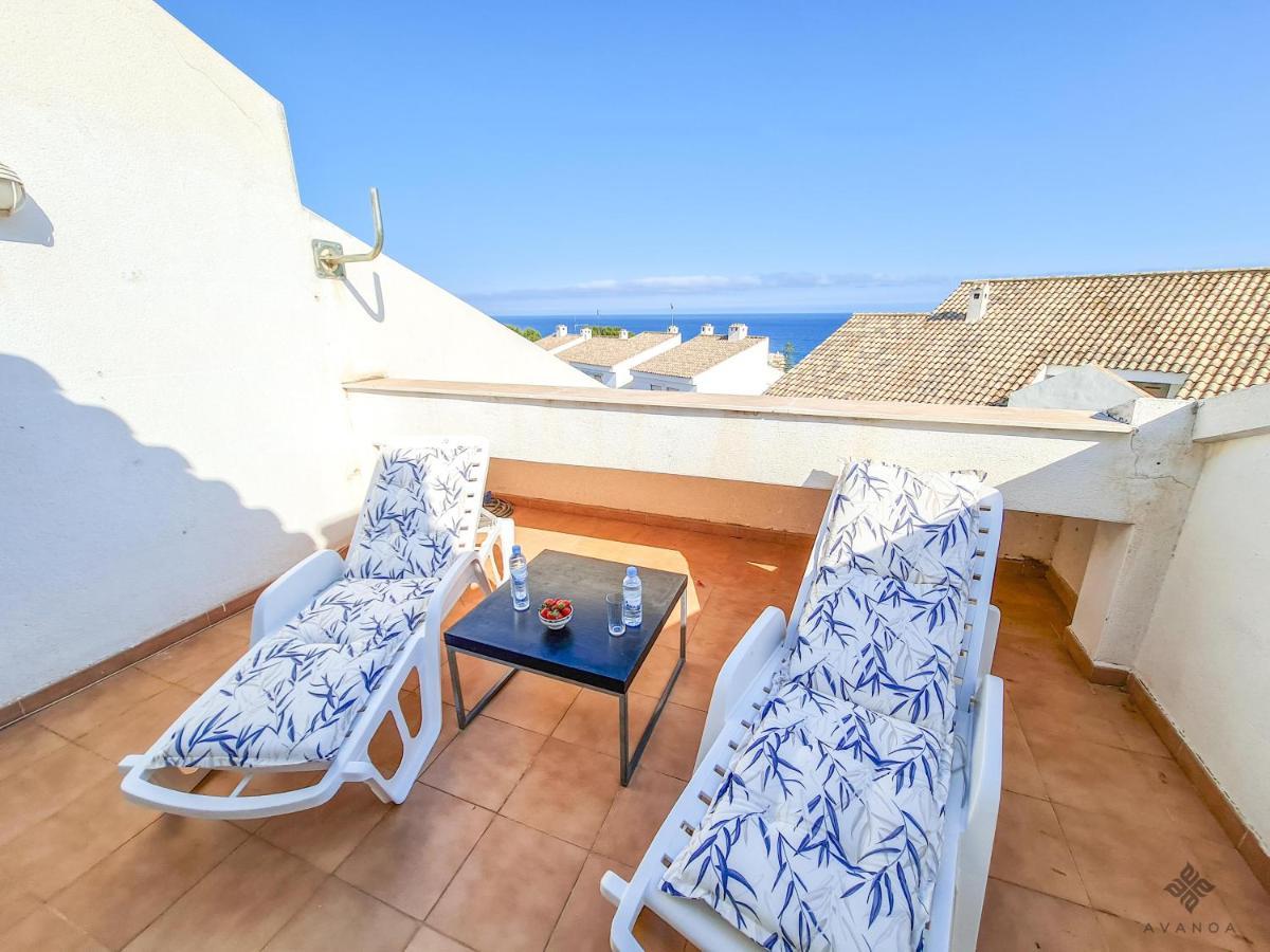 Apartamento A005 - Ático dúplex en el centro de Altea con vistas parciales al mar Exterior foto